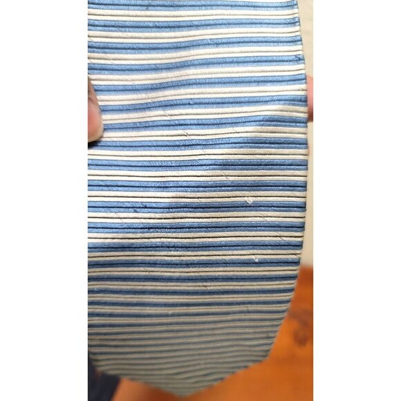 Tommy Hilfiger Mens Striped Silk Necktie 3.75" Blue/White With Polka Dot Accent - Picture 6 of 6